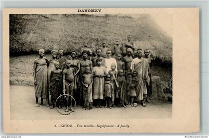 52229844 - Dahomey Ketou Familie