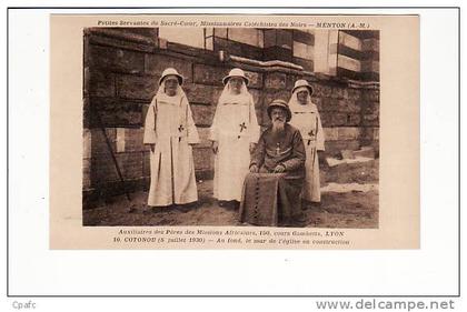 Bénin - Cotonou, Eglise en construction / Petite Servante du sacré Coeur MENTON