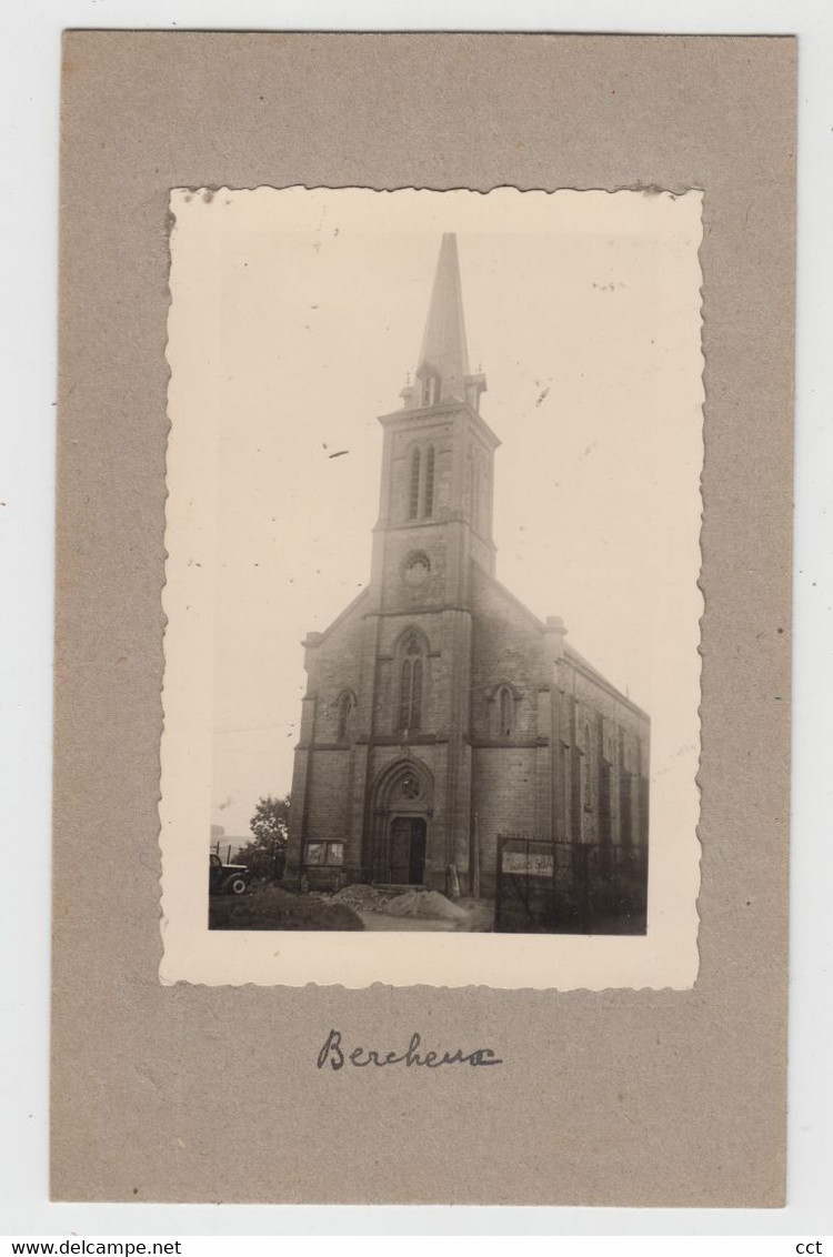 Bercheux  Juseret  Vaux-sur-Sûre    PHOTO de l'église et ses environs