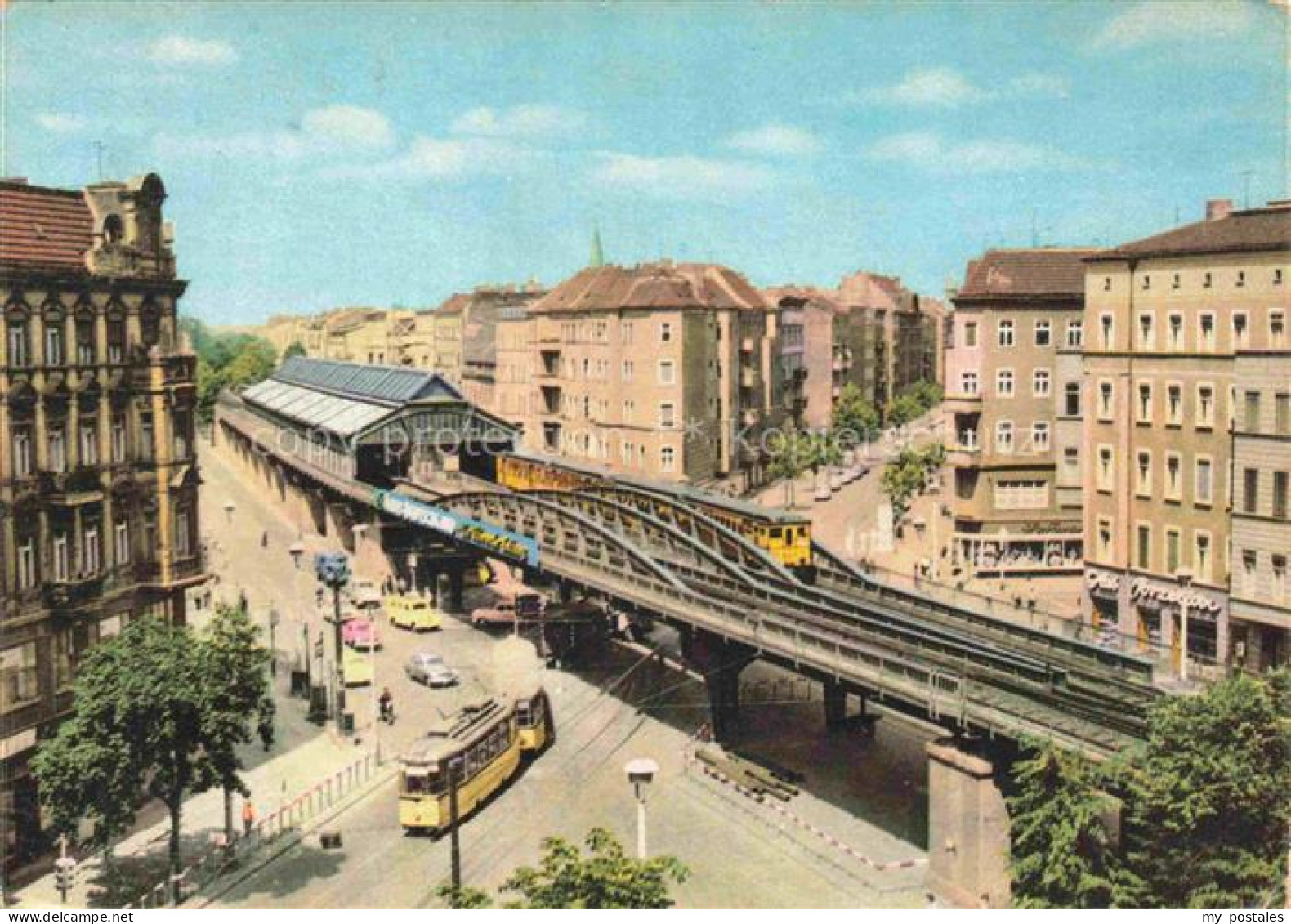 BERLIN  CITY Prenzlauer Berg U-Bahnhof Dimitroffstrasse