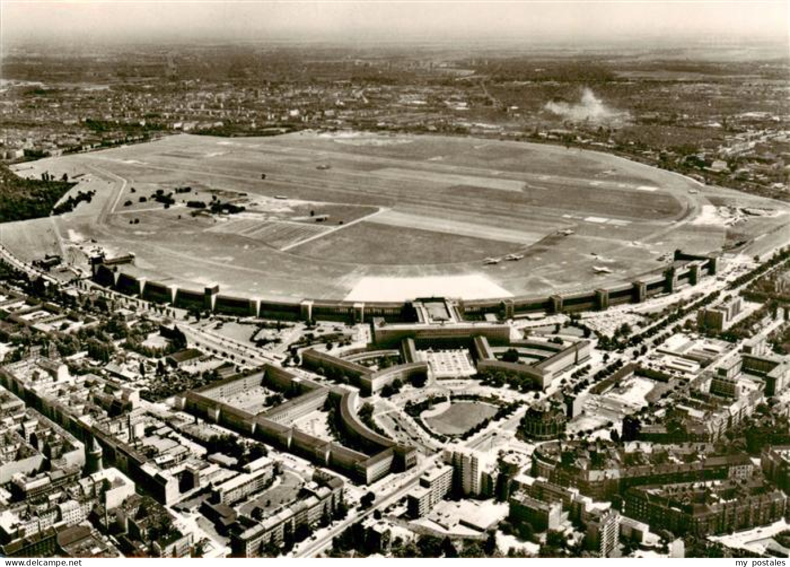 BERLIN  CITY Zentralflughafen Tempelhof