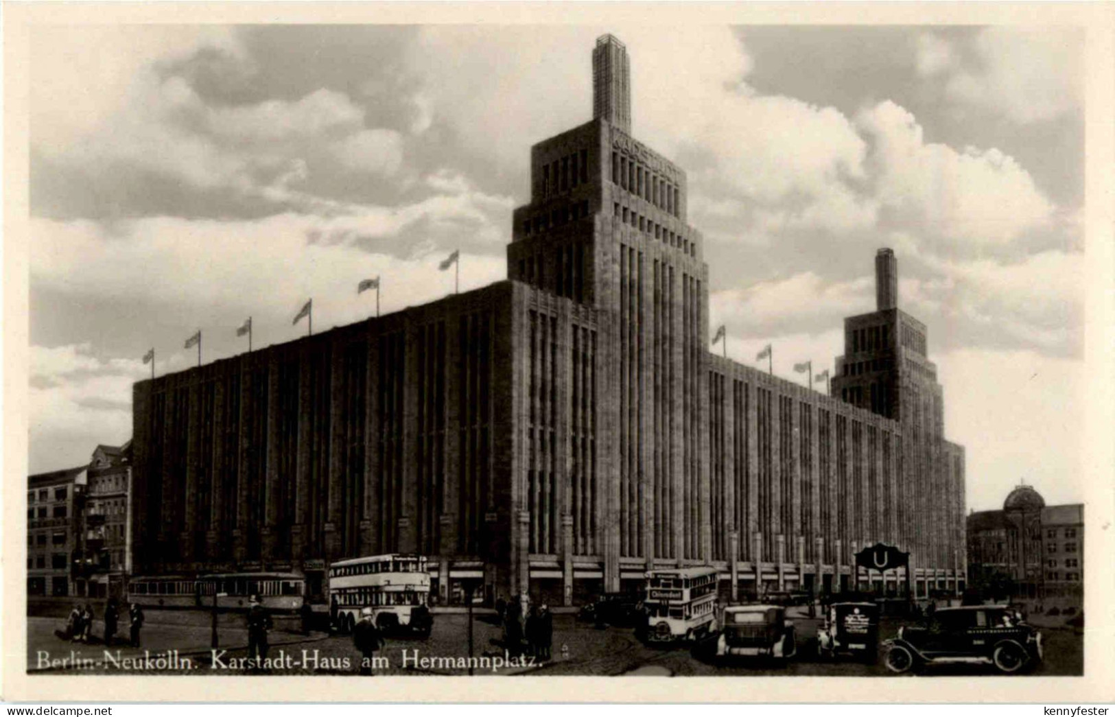 Berlin-Neukölln - Karstadt Haus