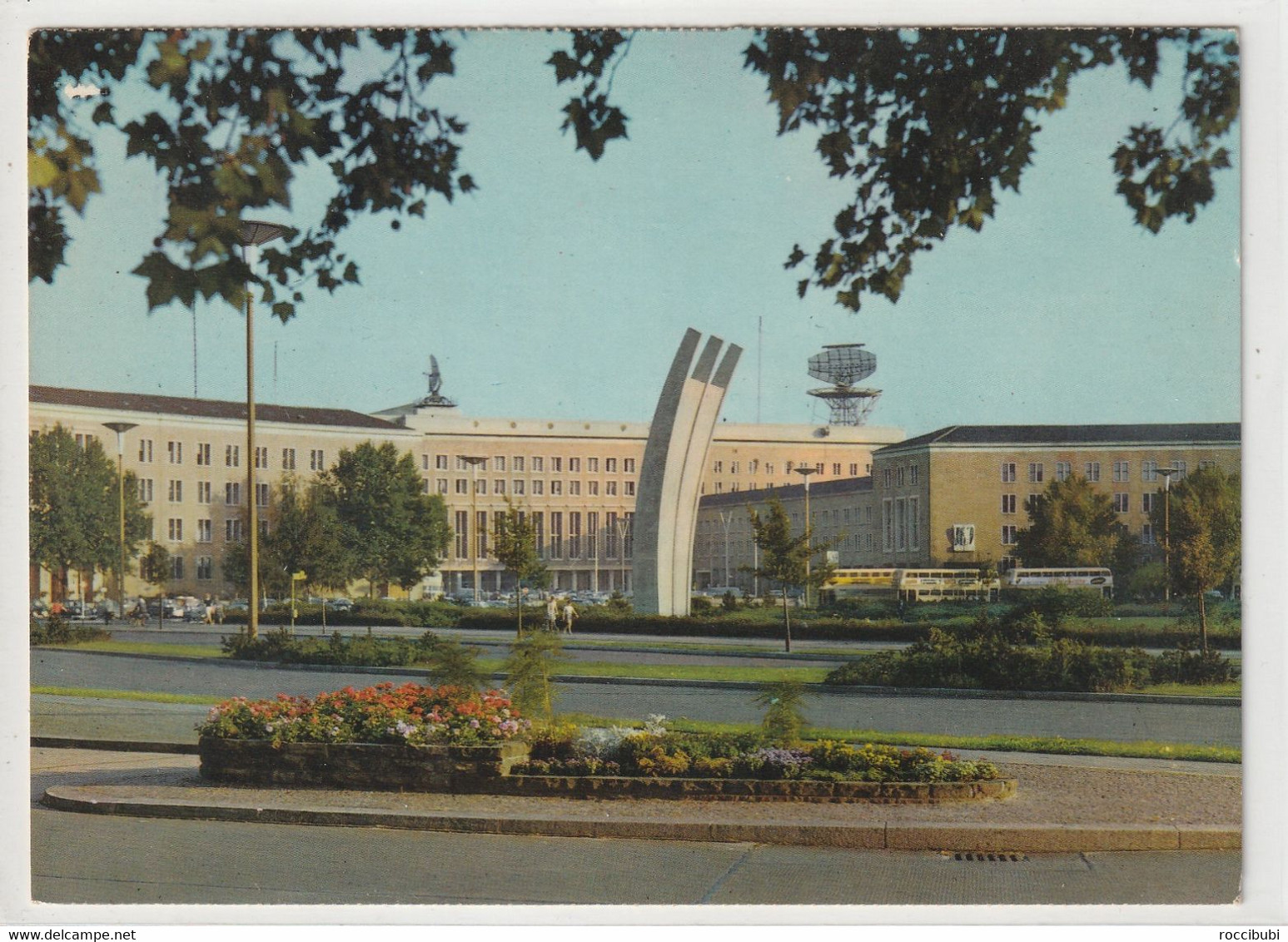 Berlin Tempelhof, Luftbrückendenkmal
