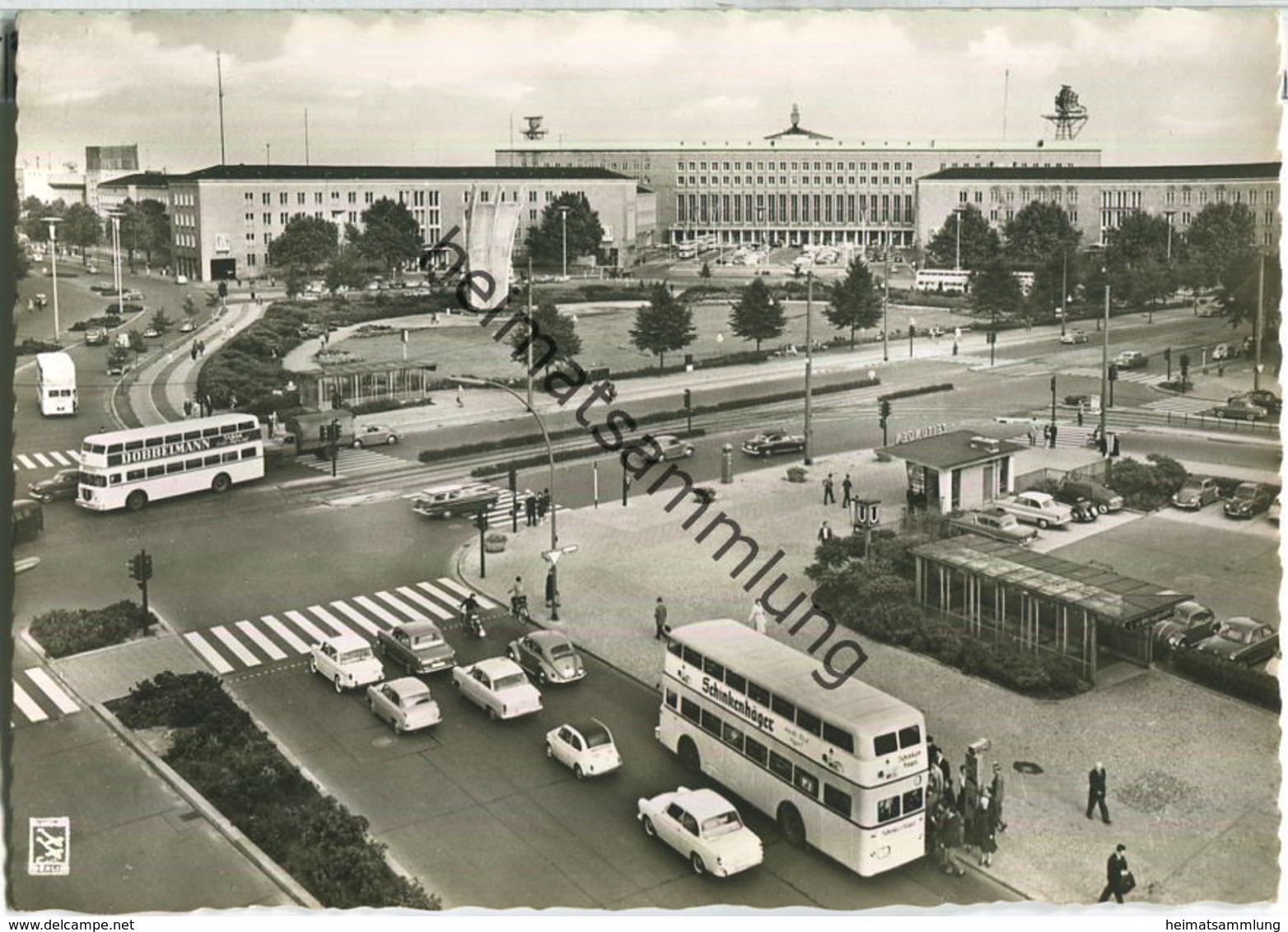 Berlin-Tempelhof - Platz der Luftbrücke - Bus - Foto-Ansichtskarte - Verlag Klinke & Co. Berlin