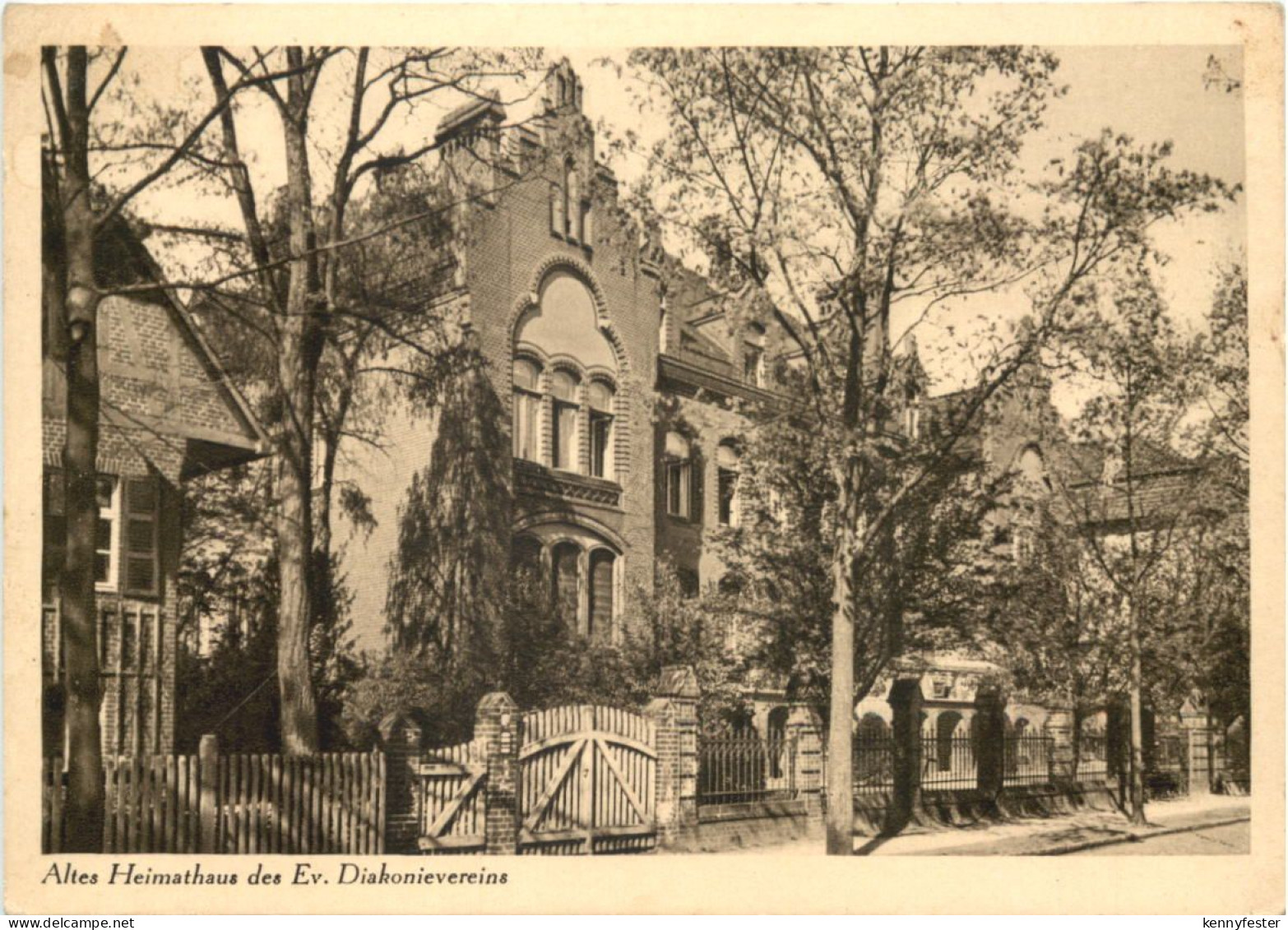 Berlin-Zehlendorf - Altes heimathaus des Ev. Diakonievereins