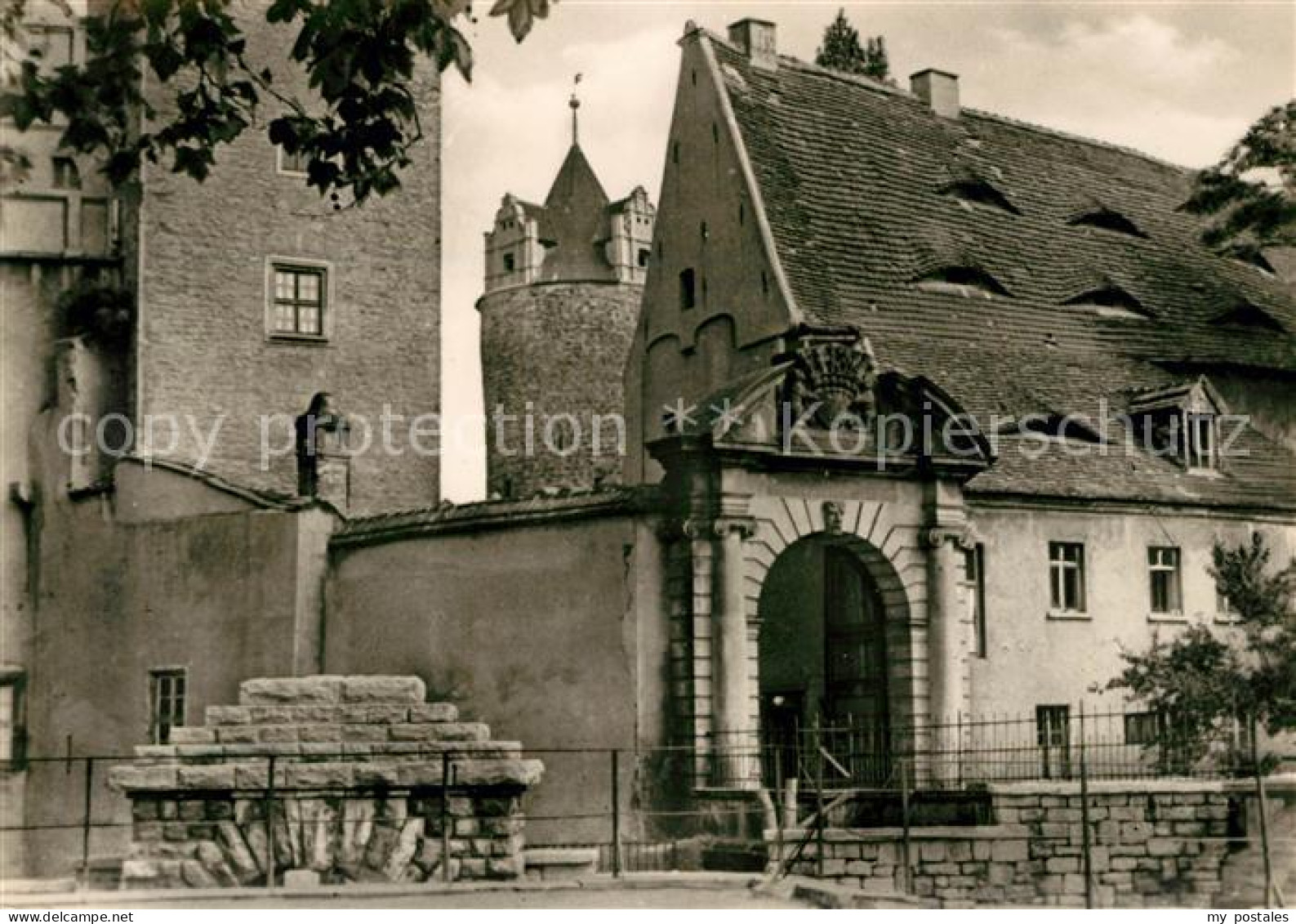 Bernburg Saale Schlosseinfahrt