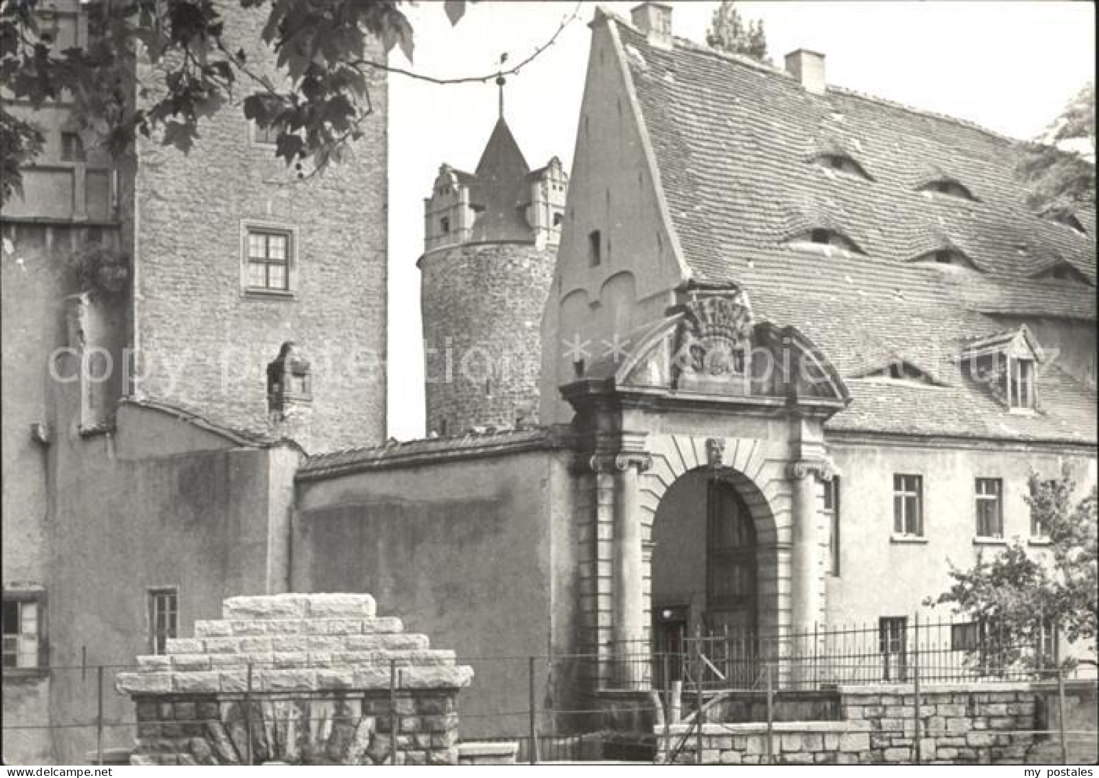 Bernburg Saale Schlosseinfahrt