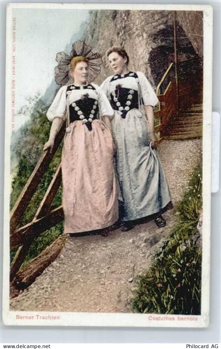 Berner Frauen Tracht Schweiz - 50815634