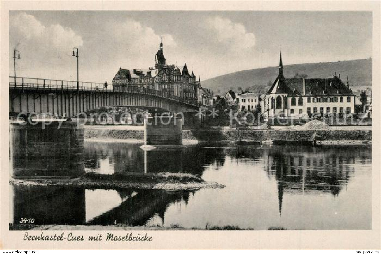 Bernkastel-Kues mit Moselbrücke