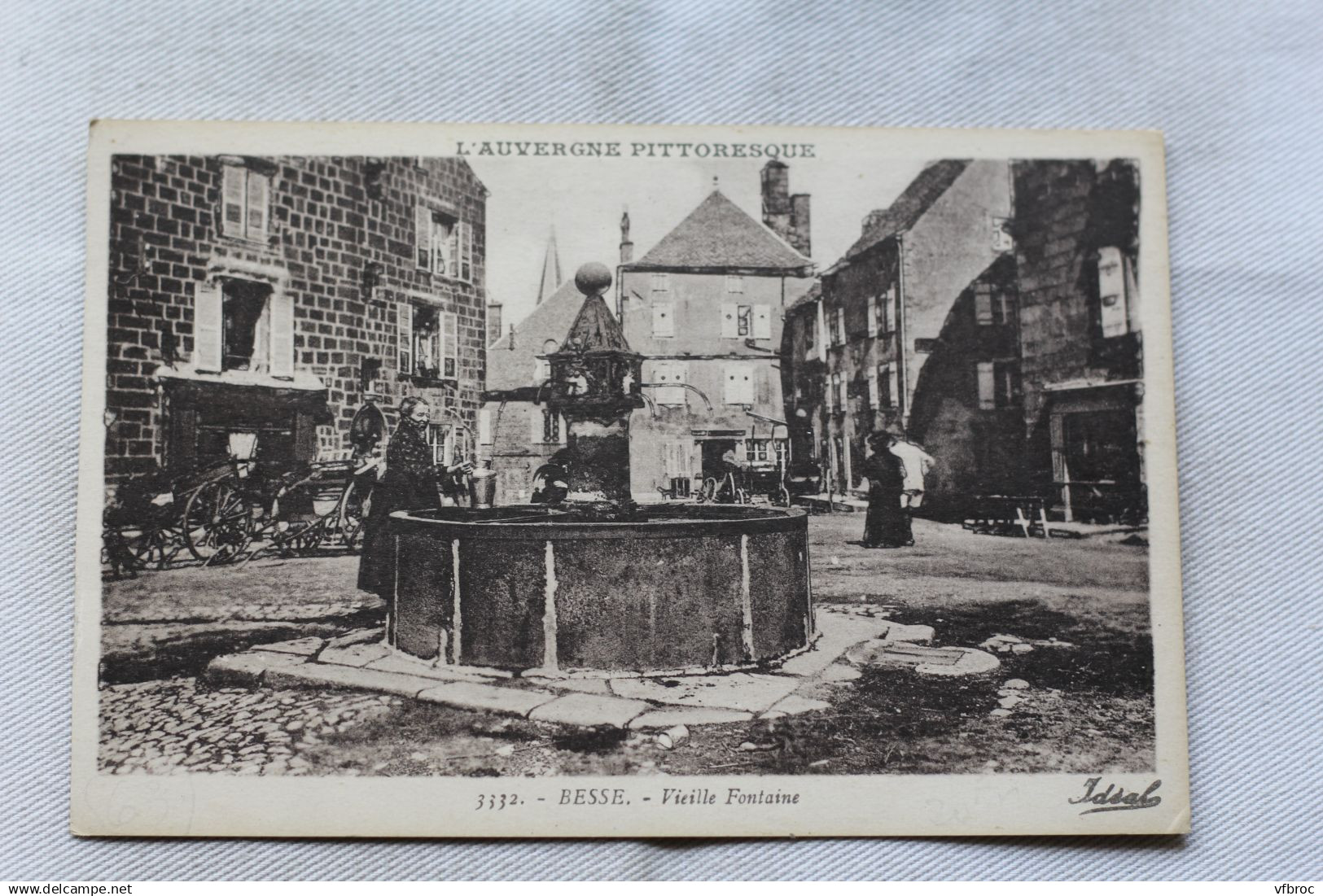 Besse, vieille fontaine, Puy de Dôme 63
