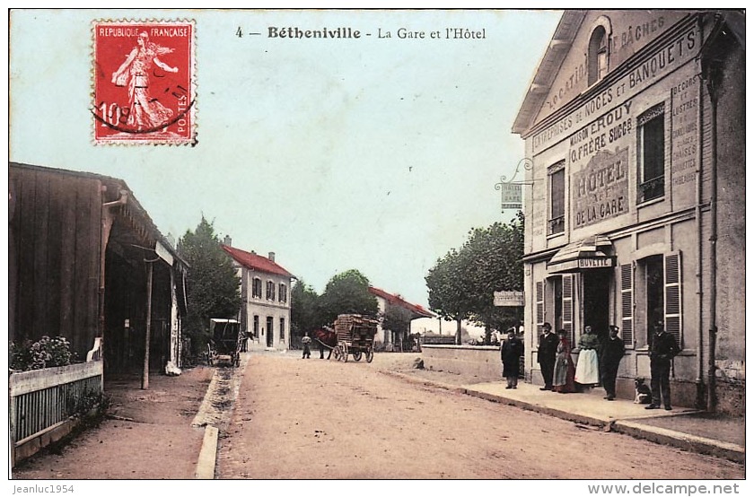 BETHENIVILLE  FAMILLE DUVINEZ ? EMMA 1907 HOTEL DE LA GARE