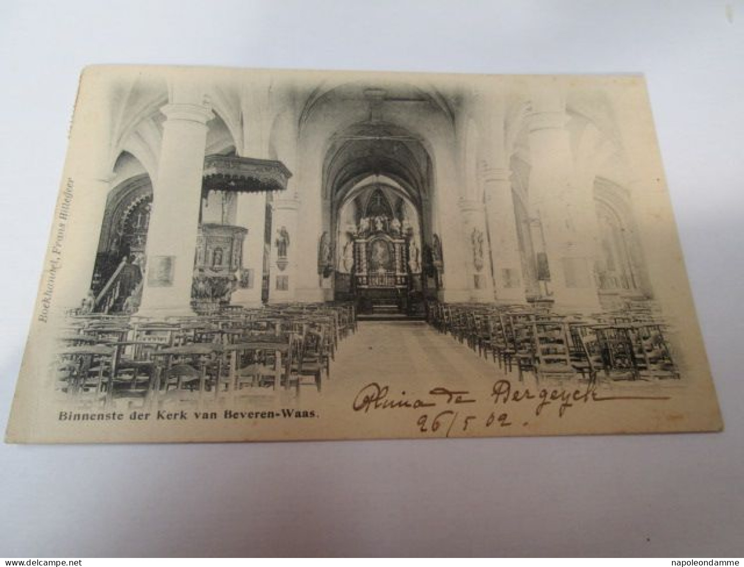 Beveren Waas, binnenste der kerk