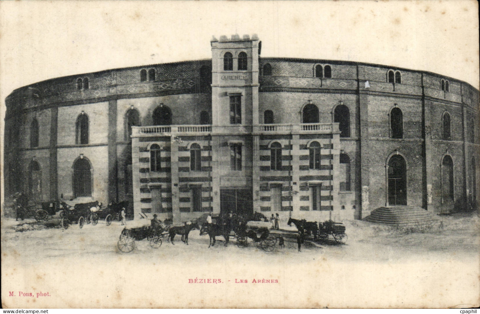 Beziers CPA Les arenes