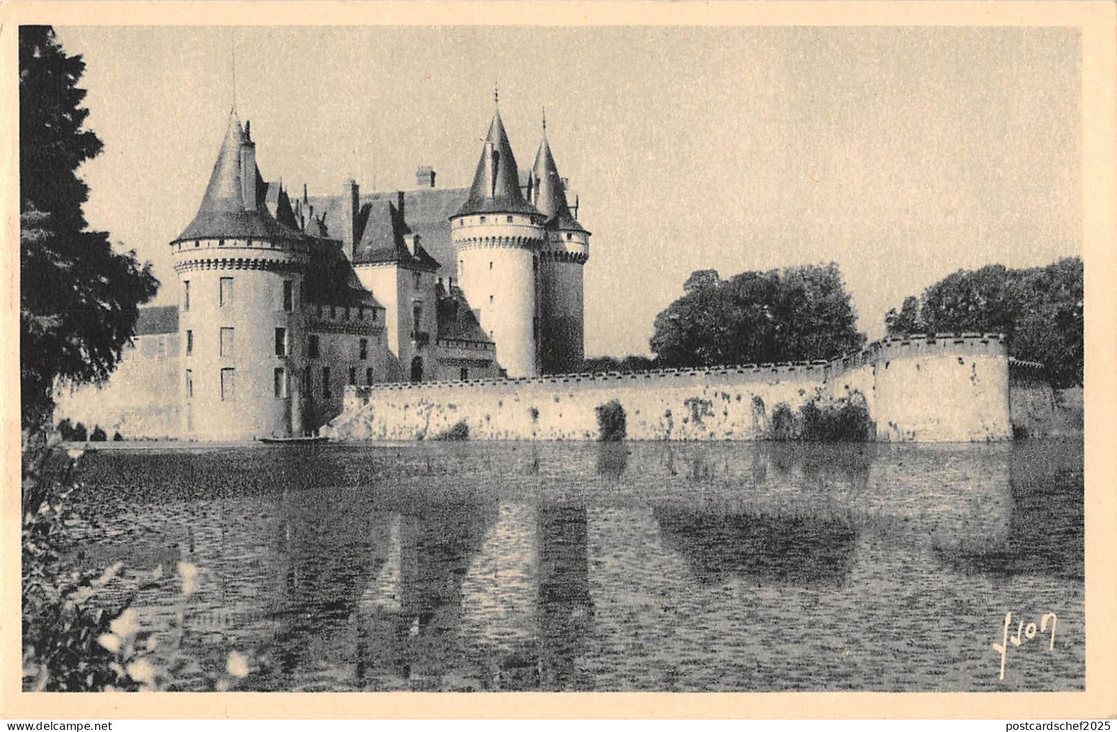 BF10136 sully sur loire loiret france      France