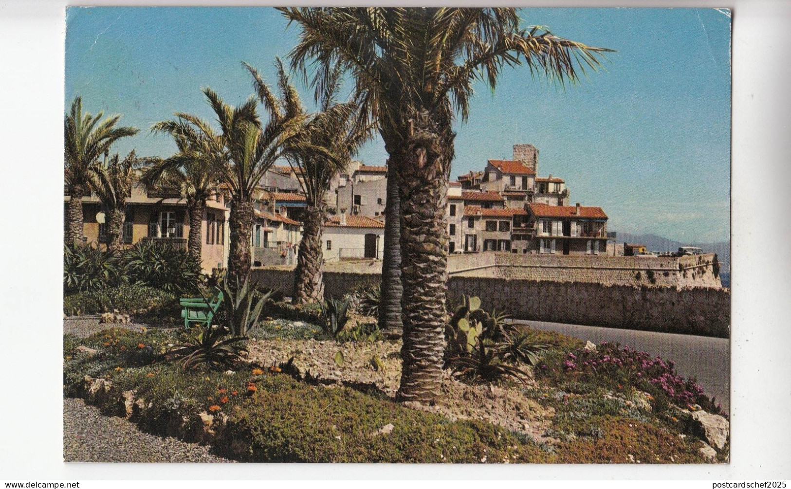 BF20846 antibes la vieille ville les jardins  france front/back image