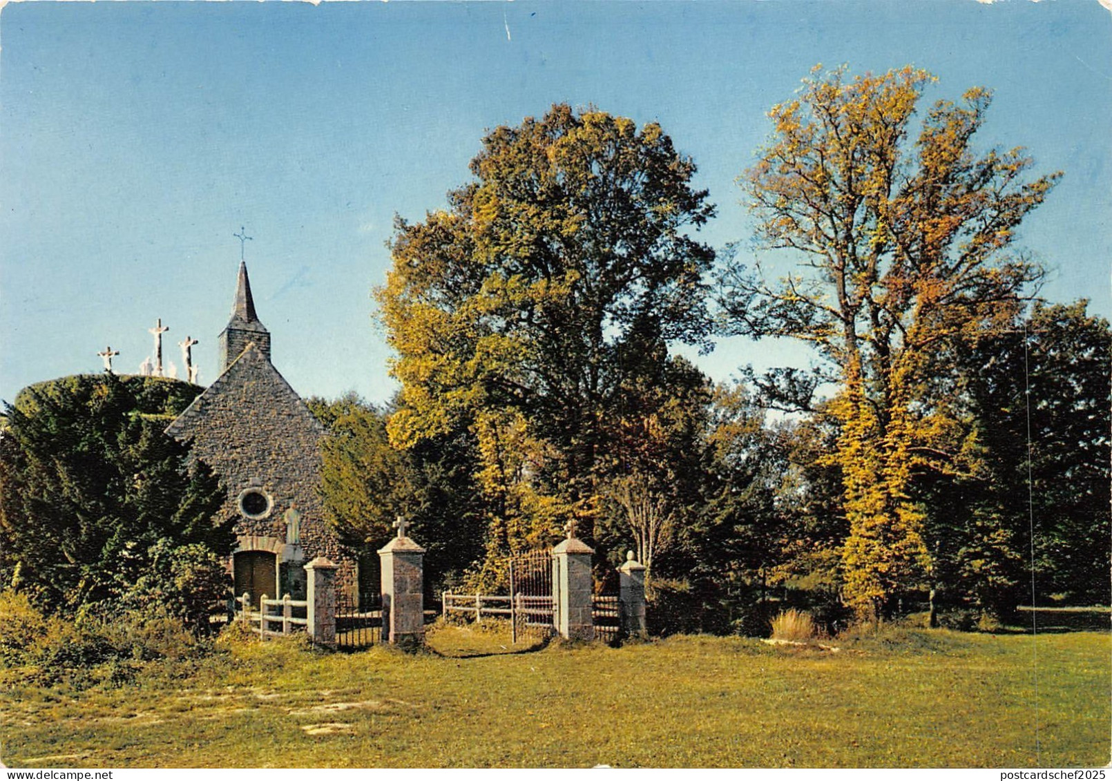 BF2700 calvaire du pont  chateau chapelle du christ  france