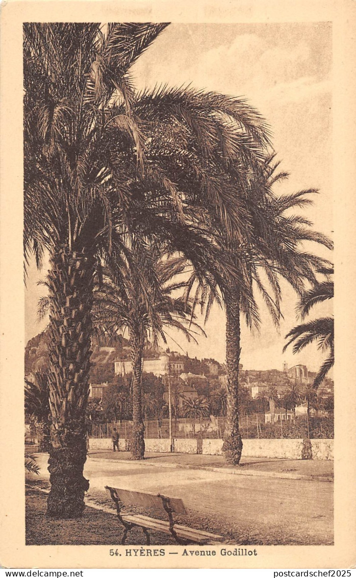 BF5465 hyeres avenue godillote france     France