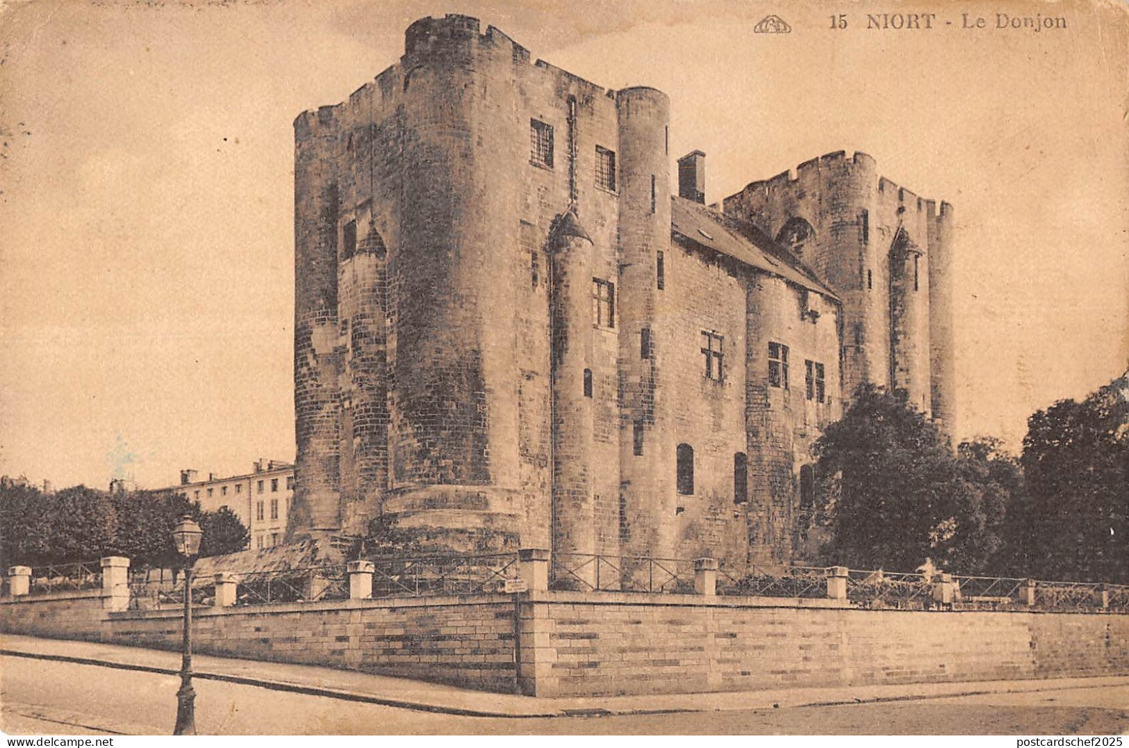 BF8413 niort le donon france       France
