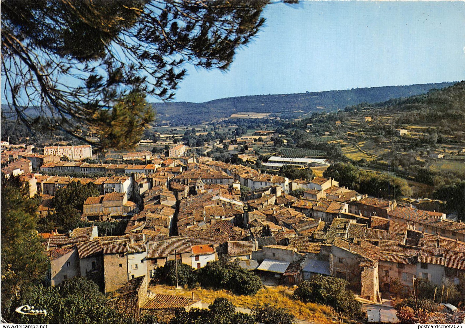 BG28119 salernes var vue generale   france
