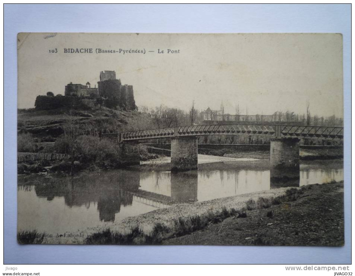 BIDACHE  :  Le  PONT