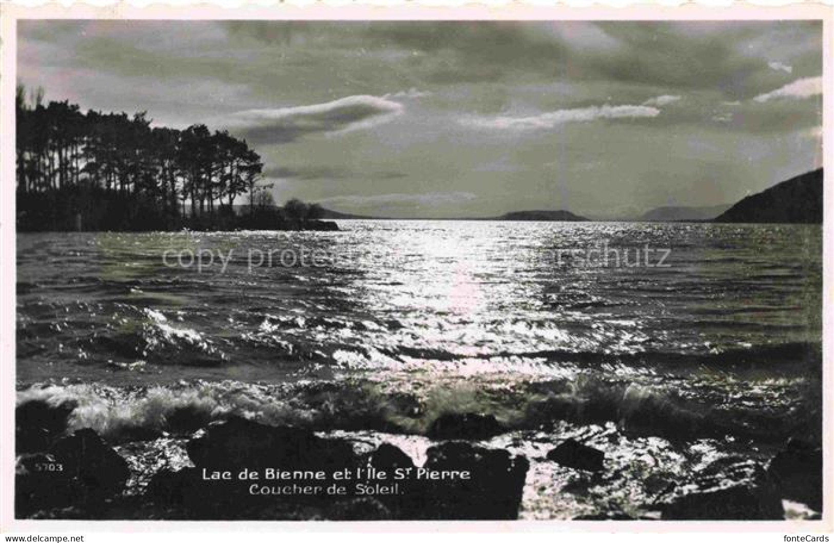 Biel Bienne BE Lac de Bienne et l'Ile de Saint Pierre coucher de soleil