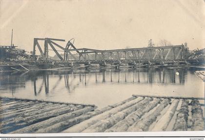 PISSCH ????   PHOTO     11.2 - 18.2.15 -14.5 X 9.5 CM           2 SCANS