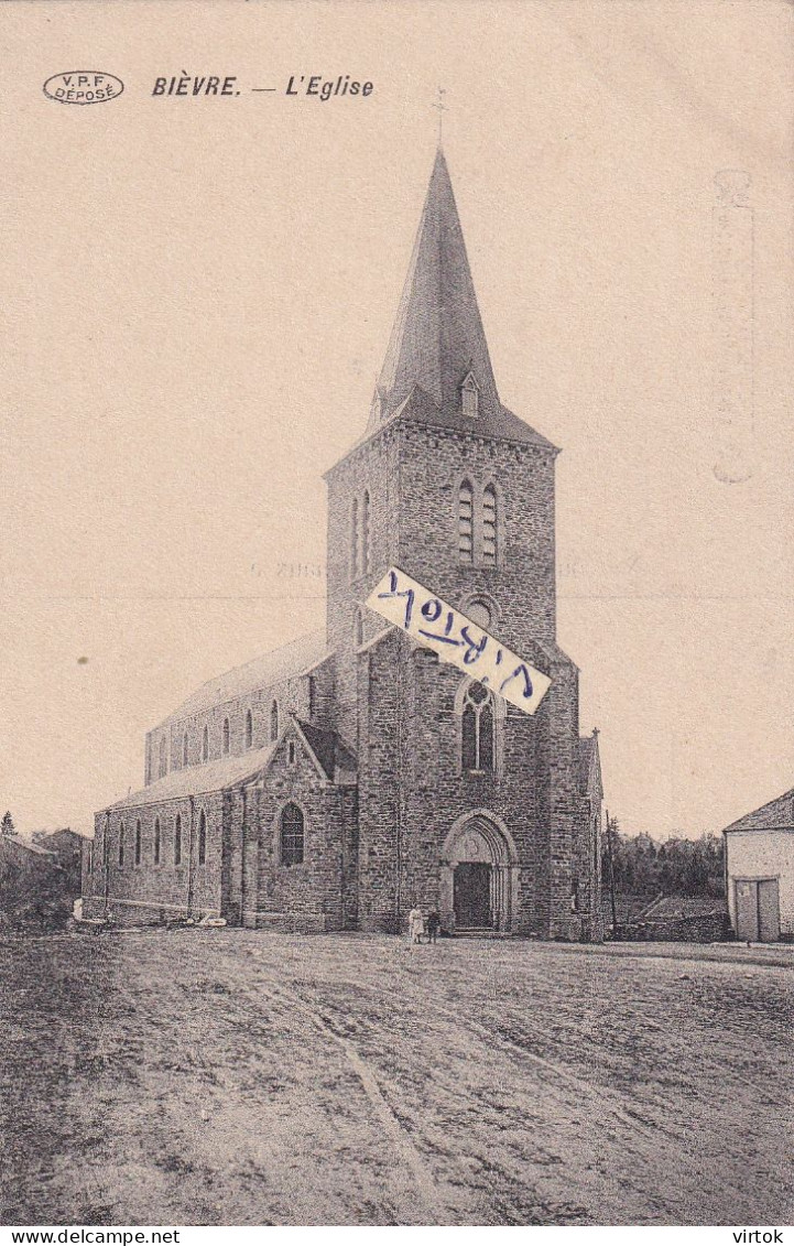 Bièvre :  Eglise