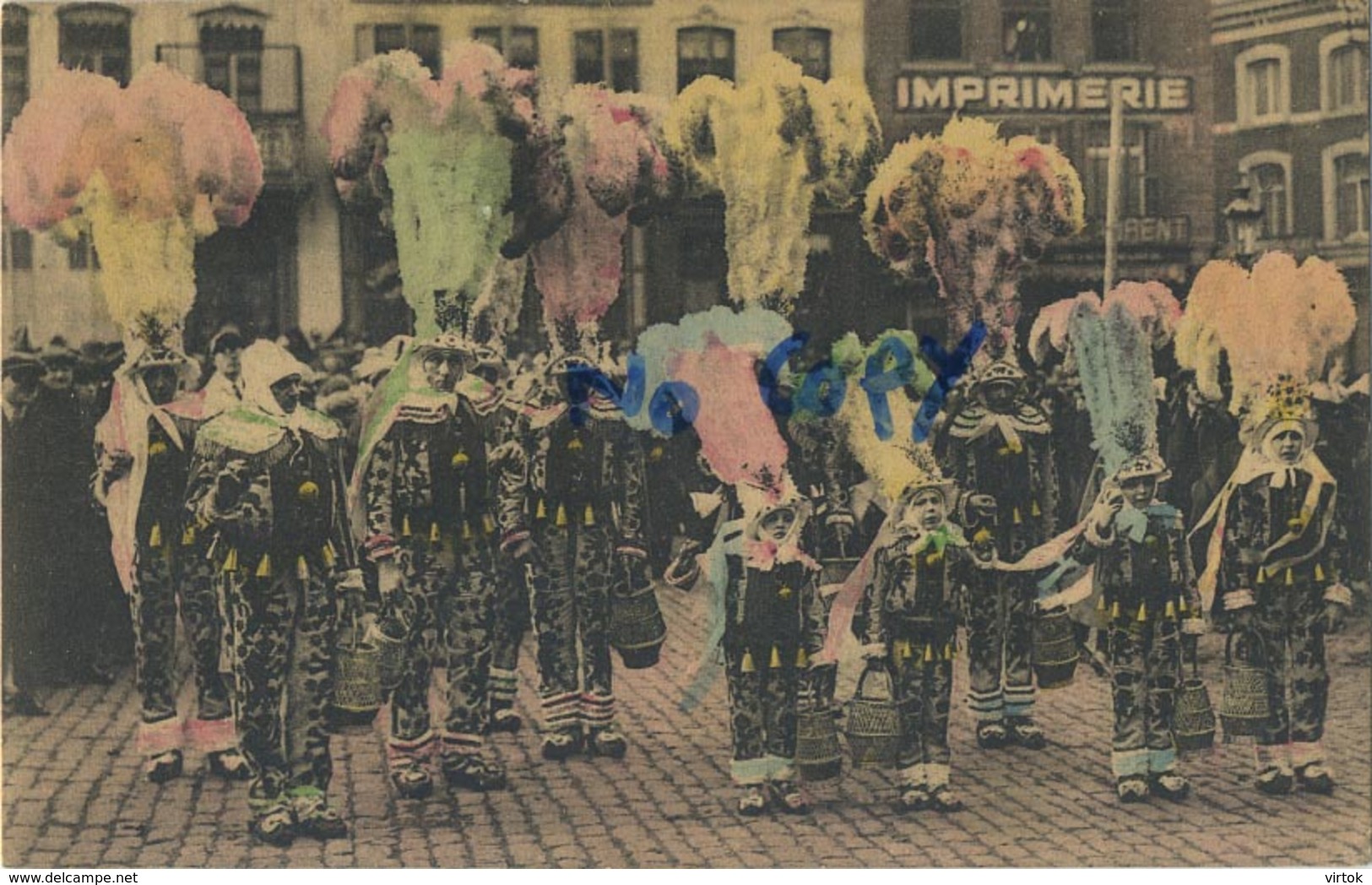 BINCHE :  le carnaval  (  1928 )  Gilles en grande tenue