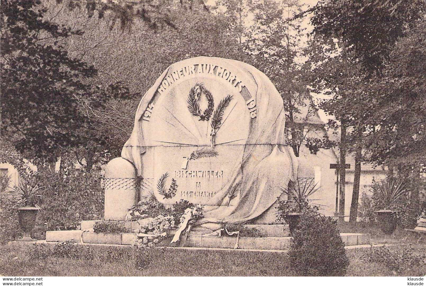 Bischwiller - Monument aux Morts de la Grande Guerre blanc
