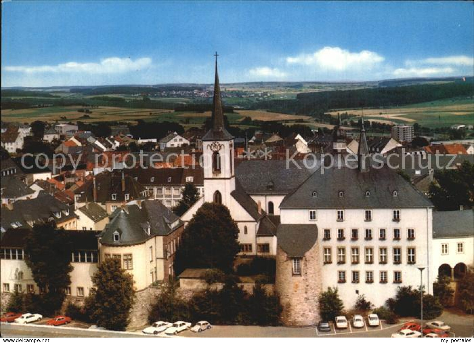 Bitburg Eifel Rheinland-Pfalz Rathaus Liebfrauenkirche