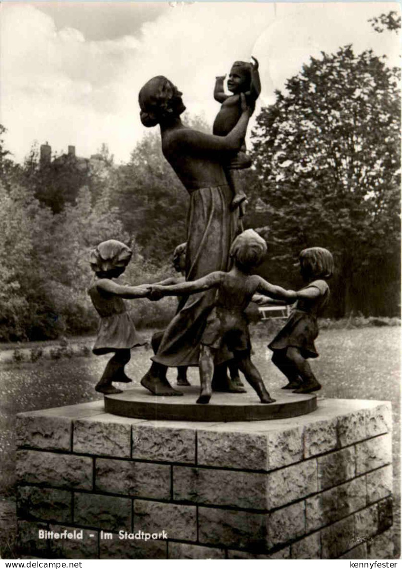 Bitterfeld, Im Stadtpark
