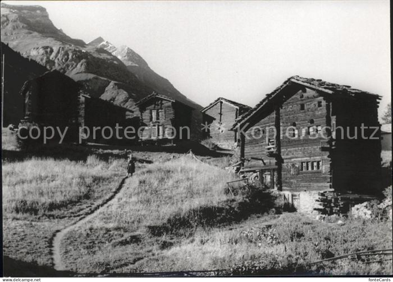 Blatten VS Holzhaeuser