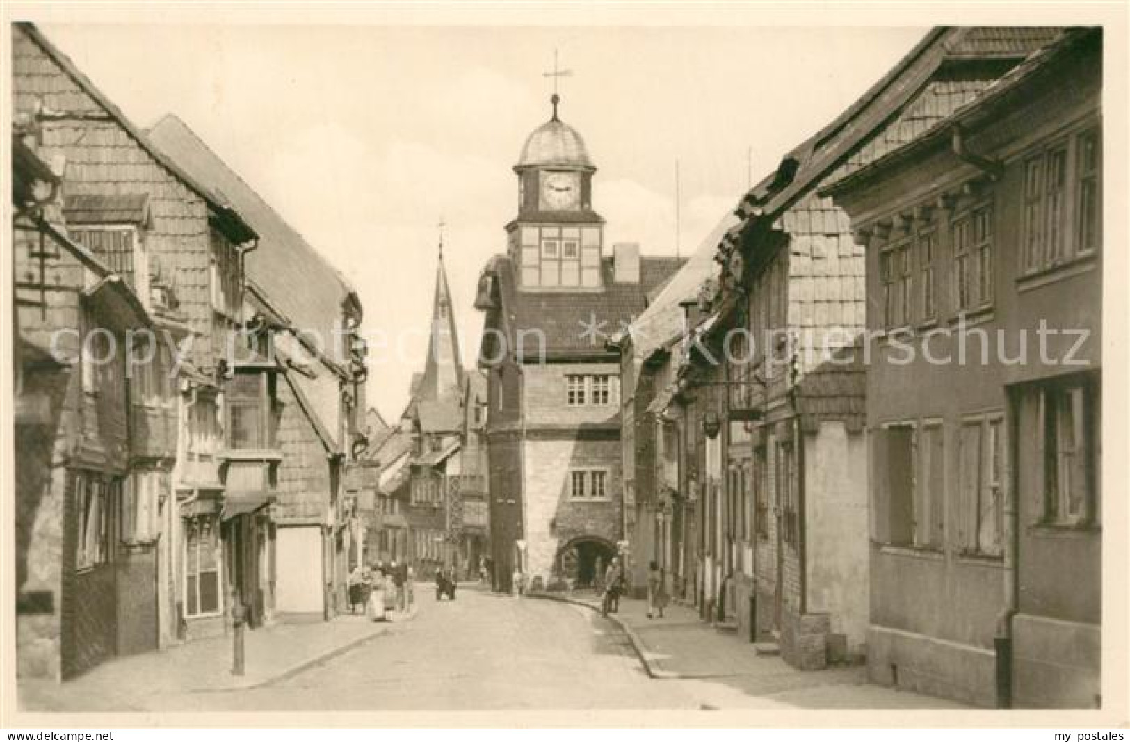 Bleicherode Maxim Gorki Strasse mit Rathaus
