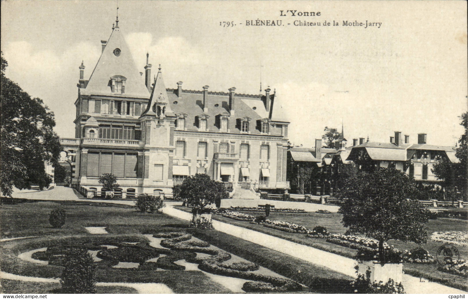 Bleneau CPA Chateau de la mothe Jarry
