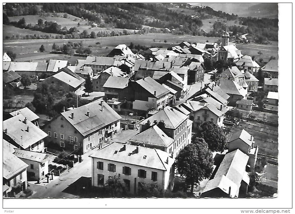 BOEGE - La Mairie et le Groupe Scolaire