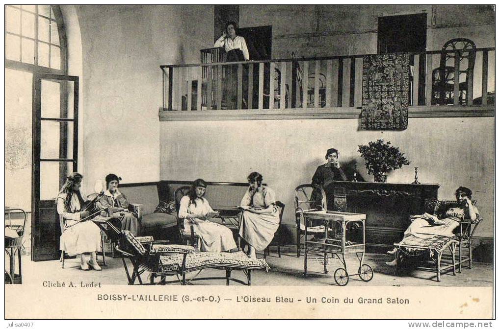 BOISSY L'AILLERIE (95) maison de repos l'Oiseau Bleu intérieur animation