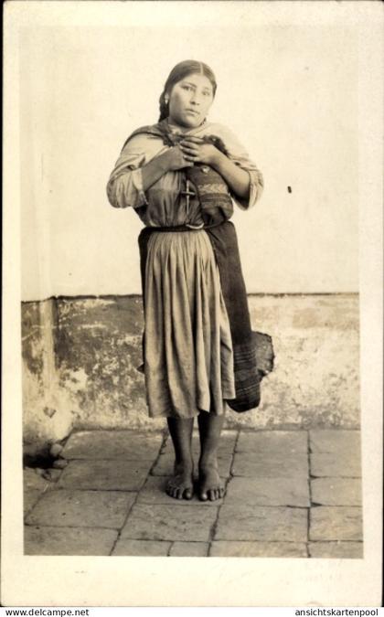 CPA La Paz Bolivien, Portrait einer Einheimischen