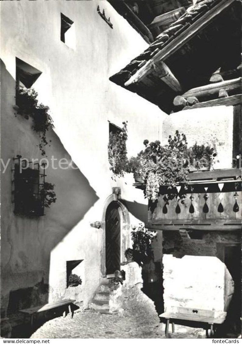 Bondo Graubuenden La casa la piue vecchia del villagio