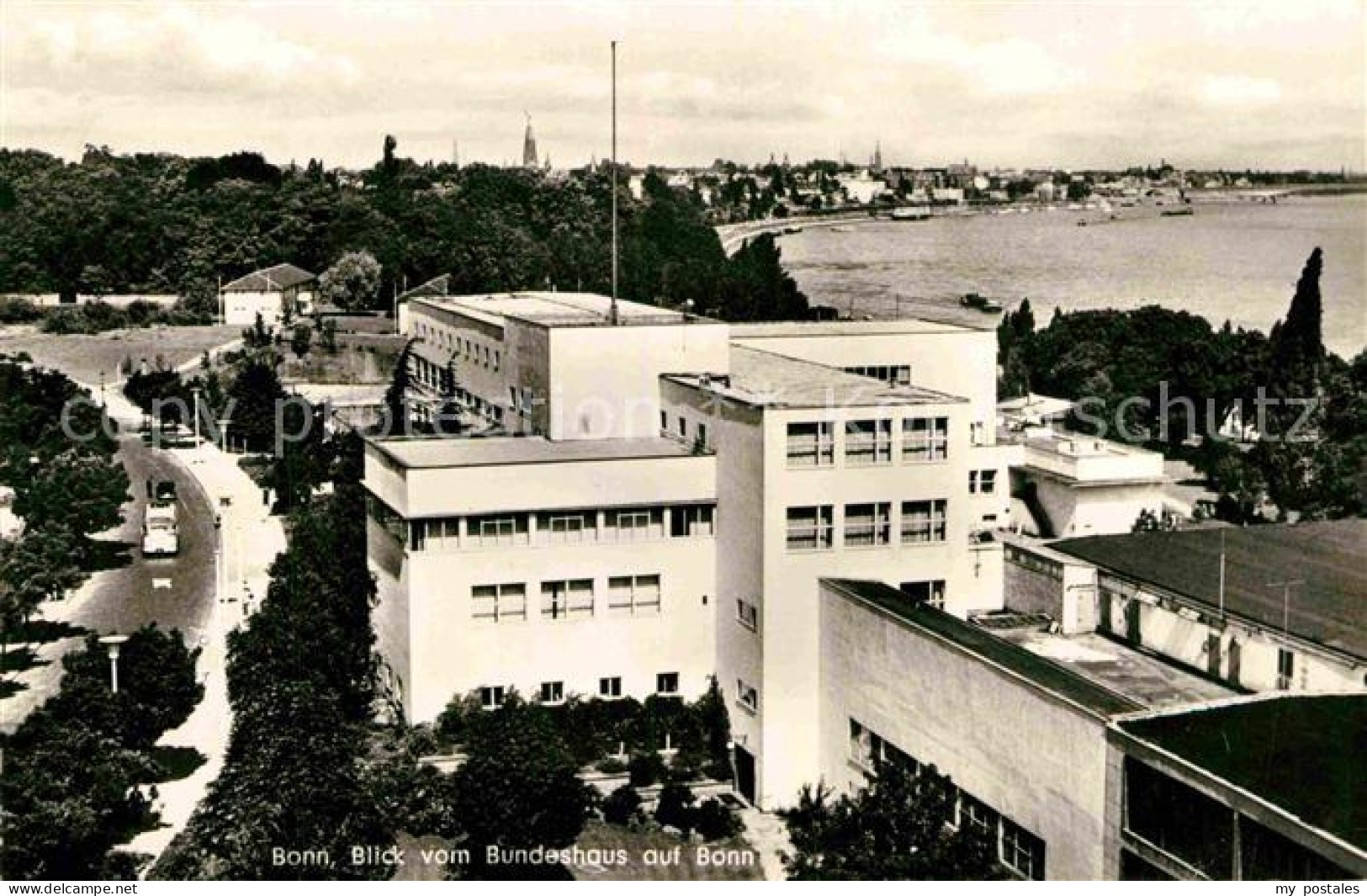 Bonn Rhein Blick vom Bundeshaus auf Bonn