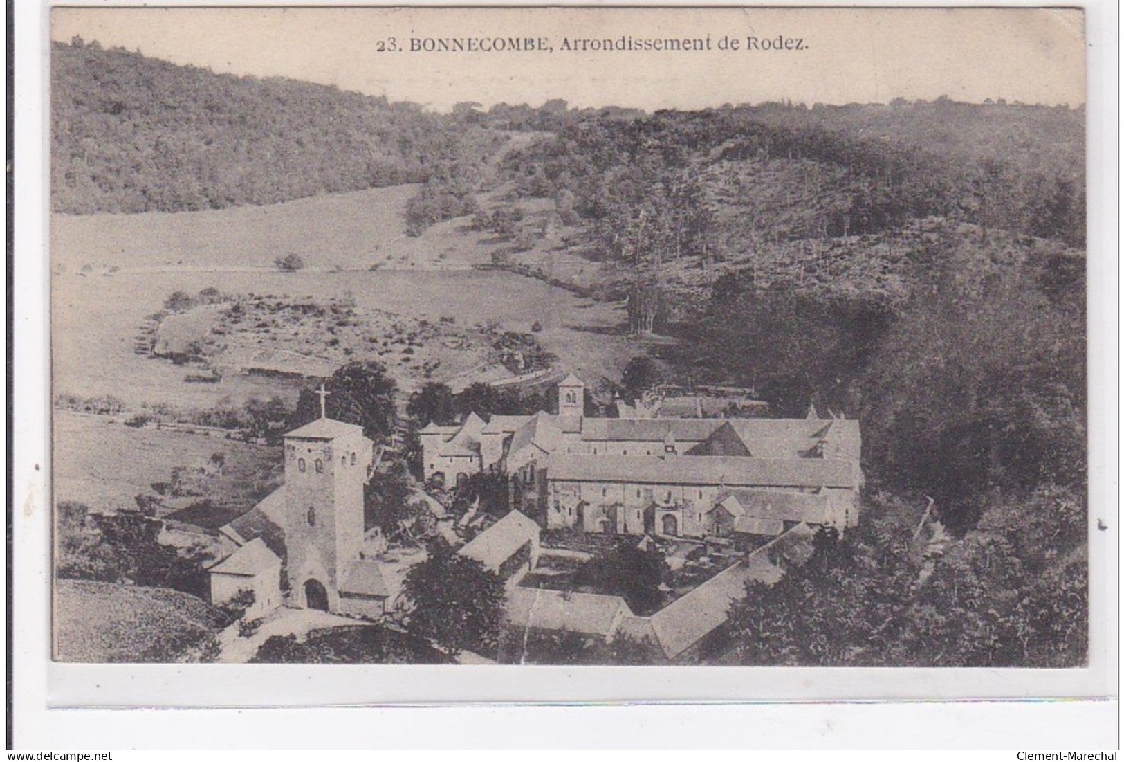 BONNECOMBE : arrondissement de rodez - etat (dechirure)
