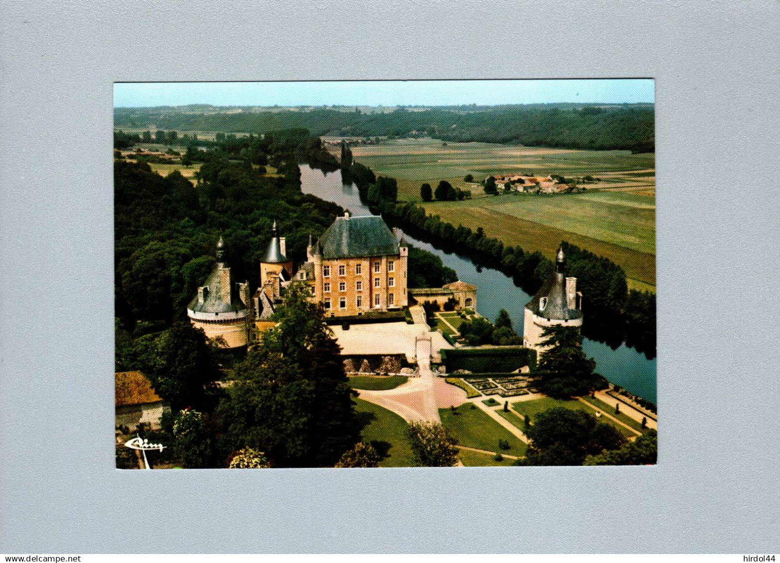 Bonnes (86) : le chateau de Touffou
