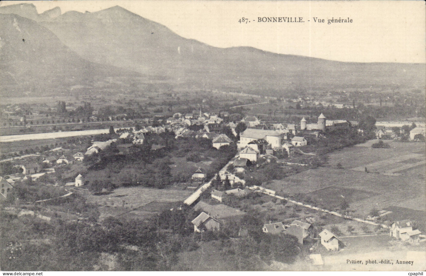 Bonneville cPA Vue generale