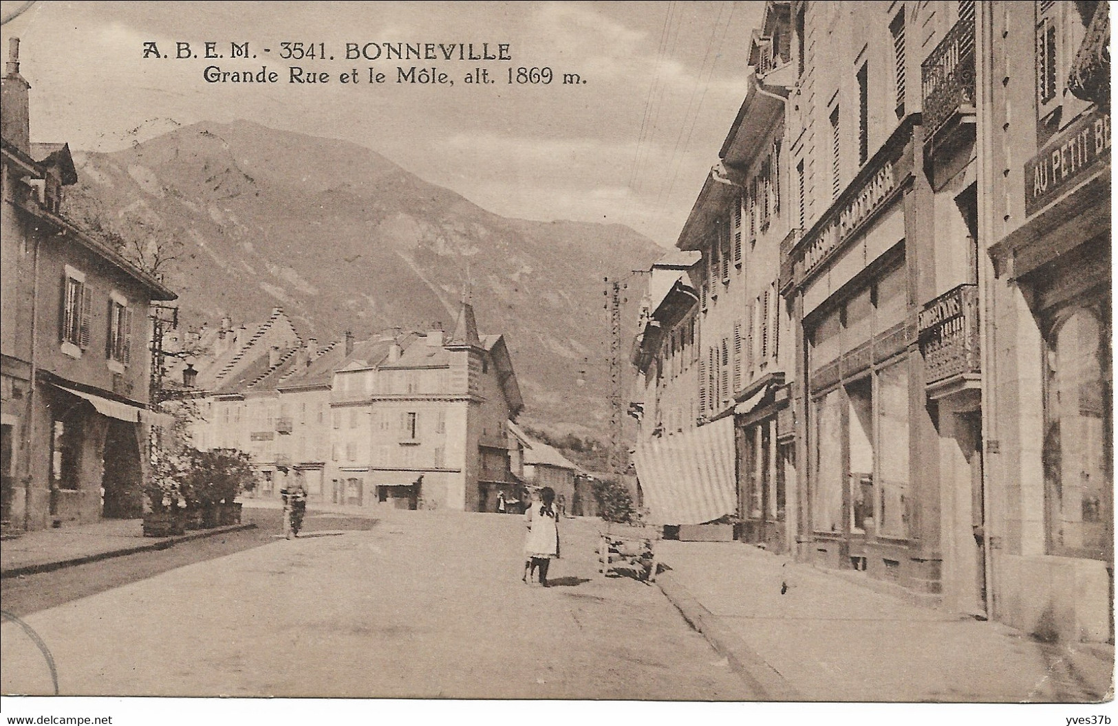 BONNEVILLE - Grande Rue et le Môle