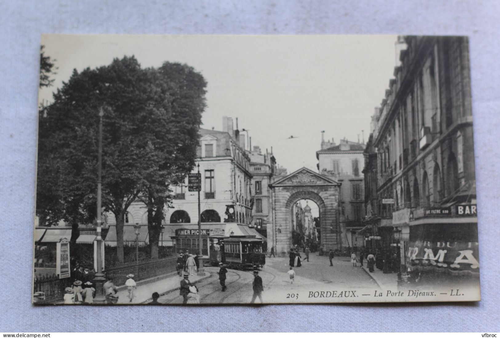 Bordeaux, la porte Dijeaux, Gironde 33