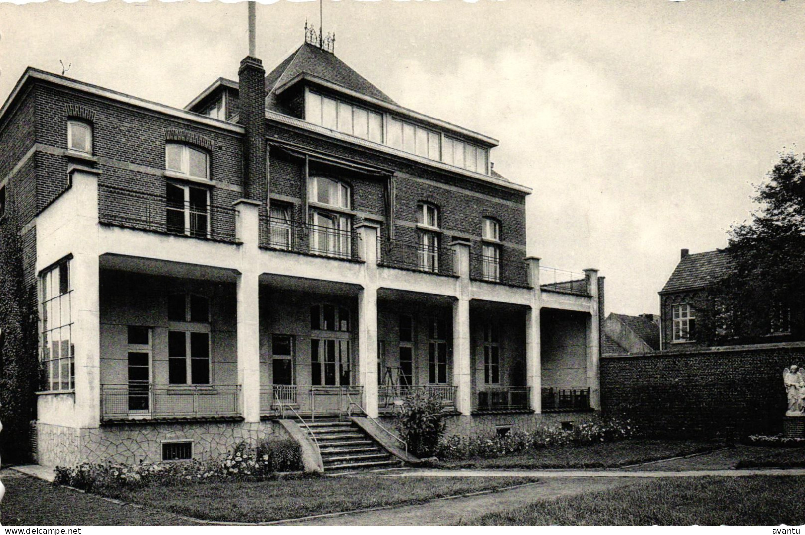 BORSBEEK / CLARA FEYS SCHOOL