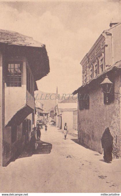 BOSNIA - Mostar - Strassenpartie
