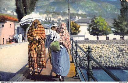 Bosnia Herzegovina - Muslim ladies