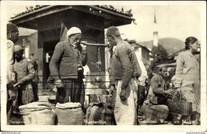 CPA Sarajevo Bosnien Herzegowina, Kantardzija, Volkstümliche Waage am Markte, Händler