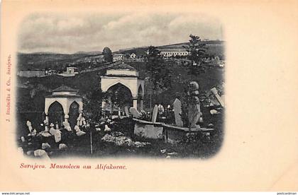 BOSNIA HERZEGOVINA - Sarajevo - Mausoleums in Alifakovac.