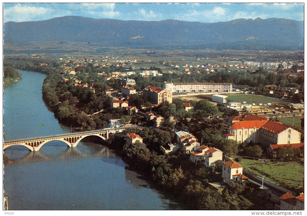 Bourg de Péage stade pont vers Romans